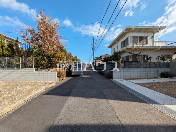 接道状況および現場風景　【春日井市高森台７丁目】