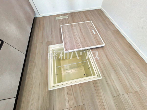 キッチン　【西東京市中町５丁目】