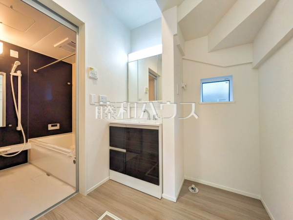 洗面室　【西東京市中町５丁目】