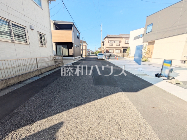 3号棟　接道状況および現場風景　【北名古屋市熊之庄小烏】