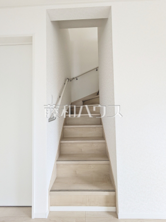 階段　【東大和市清水４丁目】