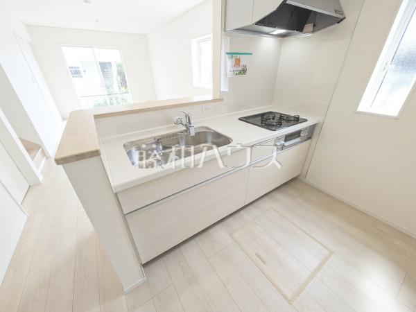 キッチン　【東大和市清水４丁目】