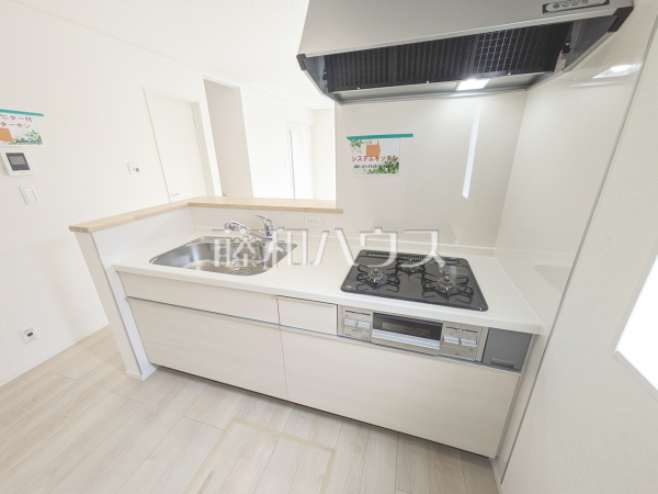 キッチン　【東大和市清水４丁目】