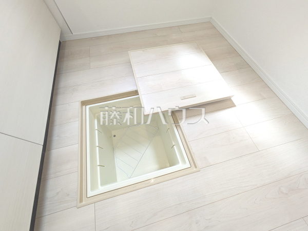 床下収納　【東大和市清水４丁目】