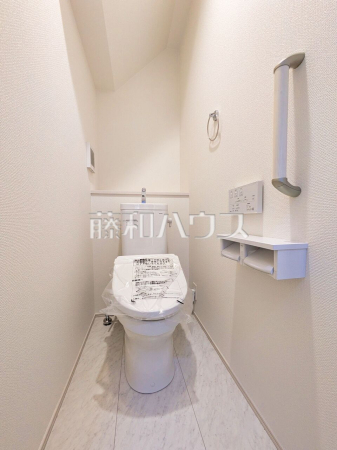 4号棟　トイレ　【東村山市秋津町４丁目】