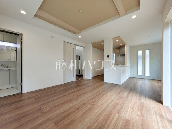 7号棟　リビング　【東村山市秋津町４丁目】