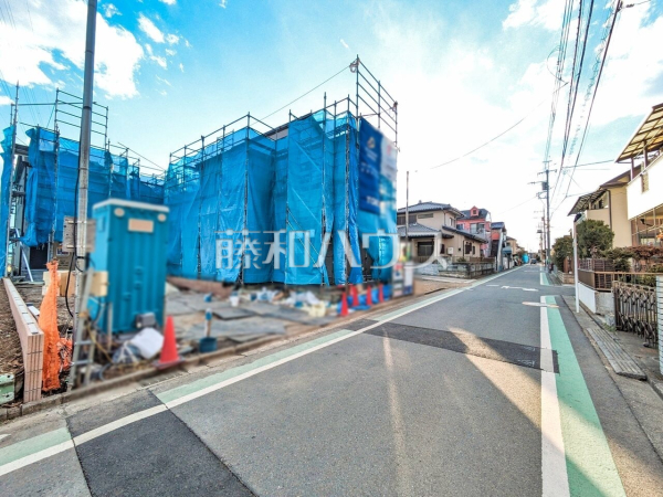 接道状況および現場風景　【東村山市野口町３丁目】　物件の事、諸費用の事など、小さな疑問もお気軽にご連絡・ご相談下さい。