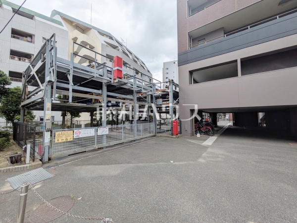 駐車場　【アクロス博多セントラルパーク】