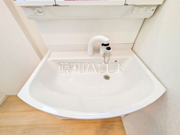 洗面室　【八王子市川口町】