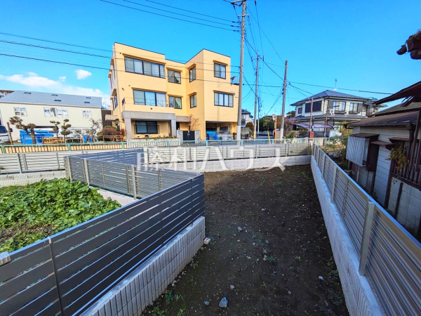 ≪現地外観≫建築条件はございませんので、ライフスタイルに合わせた自由なマイホームづくりが可能です。　【府中市是政６丁目】