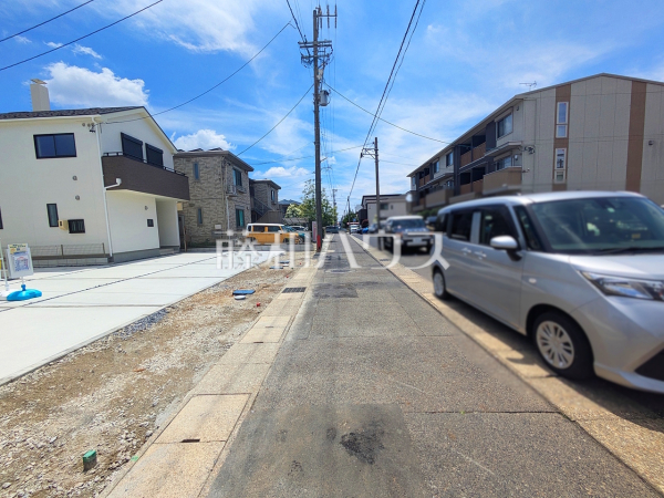 接道状況および現場風景　【春日井市八事町１丁目】