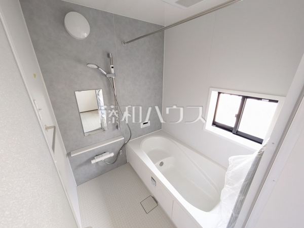 B号棟　浴室　【春日井市八事町１丁目】