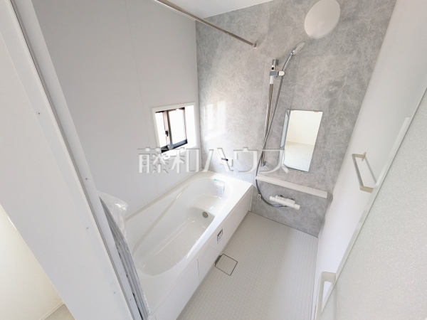 D号棟　浴室　【春日井市八事町１丁目】