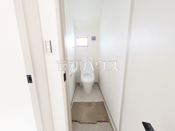 A号棟　トイレ　【日野市新町３丁目】