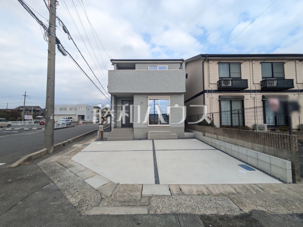 来客時にも便利な駐車2台可能