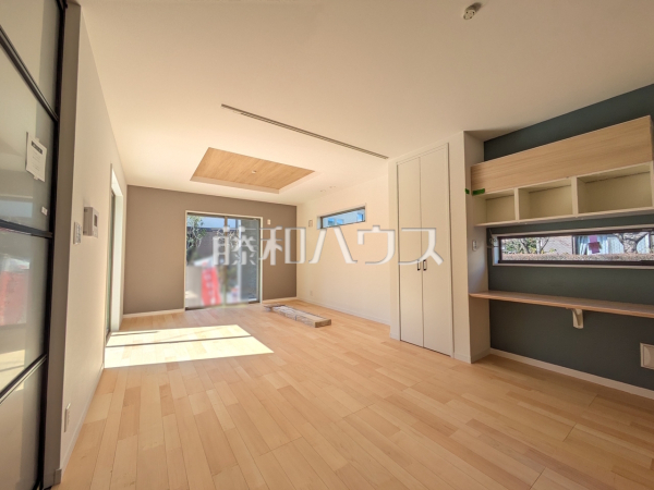 A号棟　リビング　【練馬区南田中５丁目】