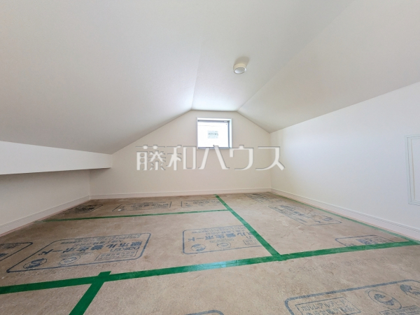 A号棟　小屋裏収納庫　【練馬区南田中５丁目】