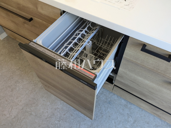 A号棟　食器洗い乾燥機　【練馬区南田中５丁目】