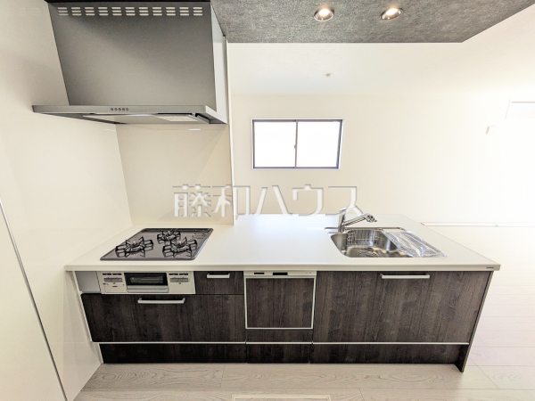 2号棟　キッチン　【春日井市不二ガ丘２丁目】