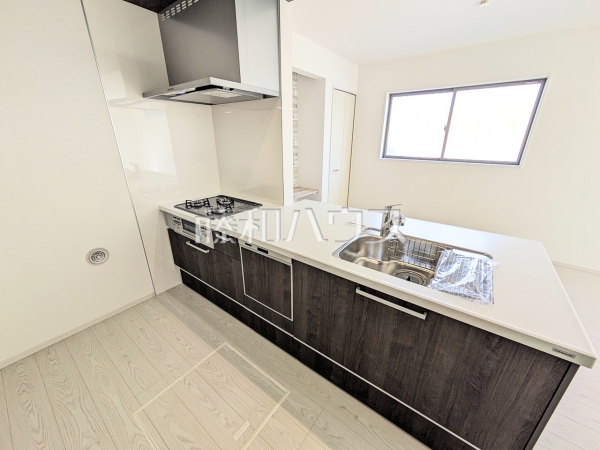 2号棟　キッチン　【春日井市不二ガ丘２丁目】