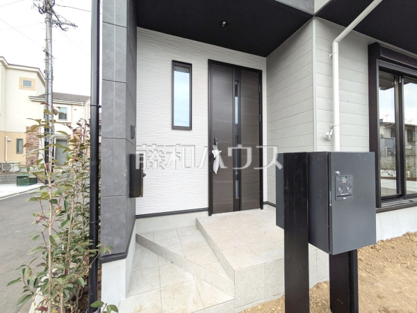 1号棟　玄関　【三鷹市牟礼５丁目】