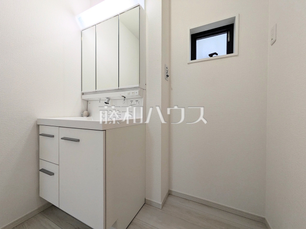 2号棟　洗面室　【三鷹市牟礼５丁目】