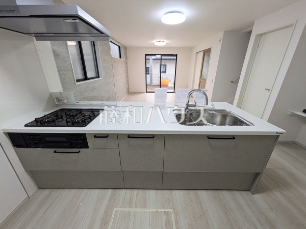 2号棟　キッチン　【三鷹市牟礼５丁目】
