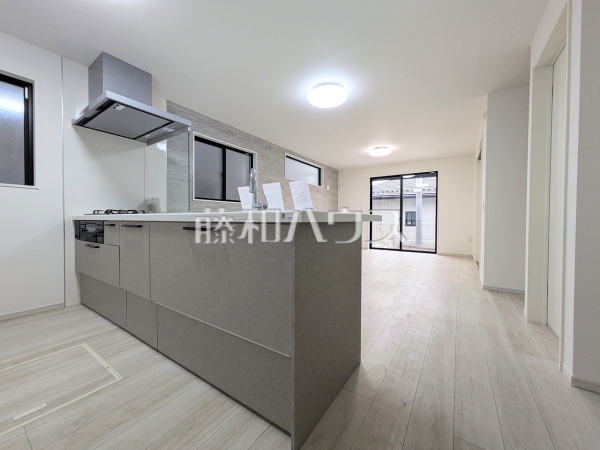 2号棟　キッチン　【三鷹市牟礼５丁目】