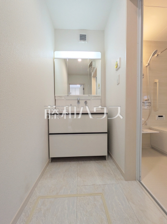 洗面室　【板橋区大原町】