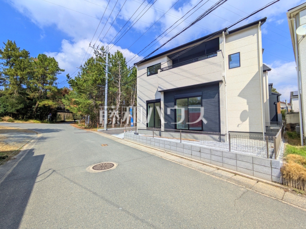 接道状況および現場風景　【福岡市東区奈多２丁目】
