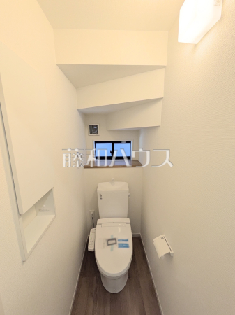 2号棟　トイレ　【福岡市東区奈多２丁目】