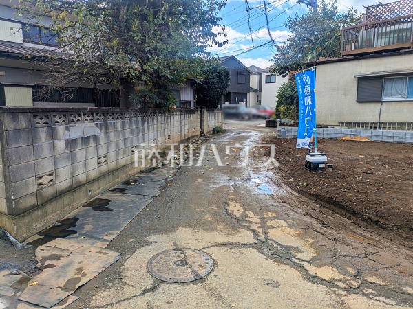 接道状況および現場風景　【朝霞市根岸台４丁目】