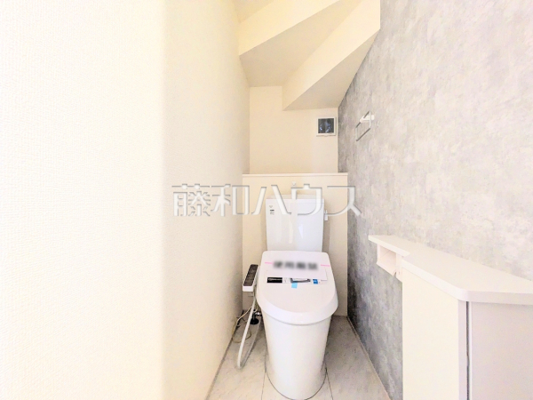 1号棟　トイレ　【国立市富士見台１丁目】