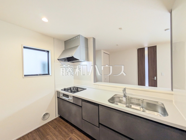 1号棟　キッチン　【国立市富士見台１丁目】