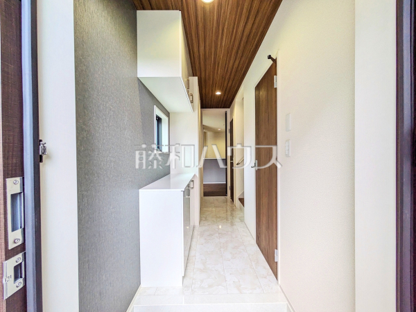 1号棟　玄関　【国立市富士見台１丁目】