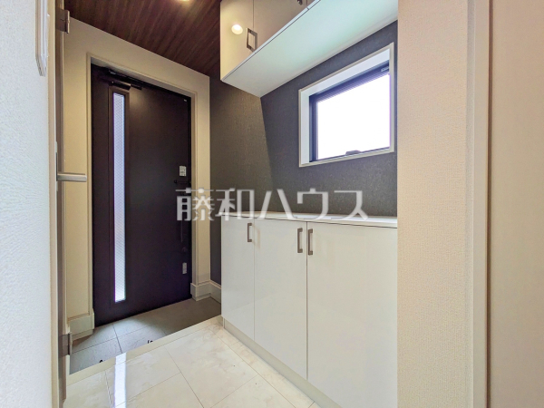 1号棟　玄関　【国立市富士見台１丁目】