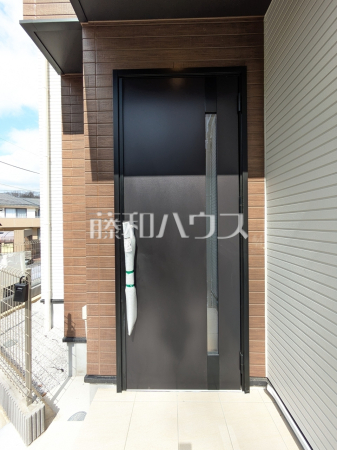 2号棟　玄関　【八王子市谷野町】