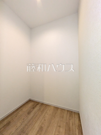 1号棟　リネン庫　【国立市東３丁目】