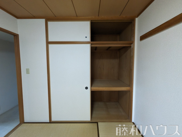 収納　【勝川パーク・ホームズ】