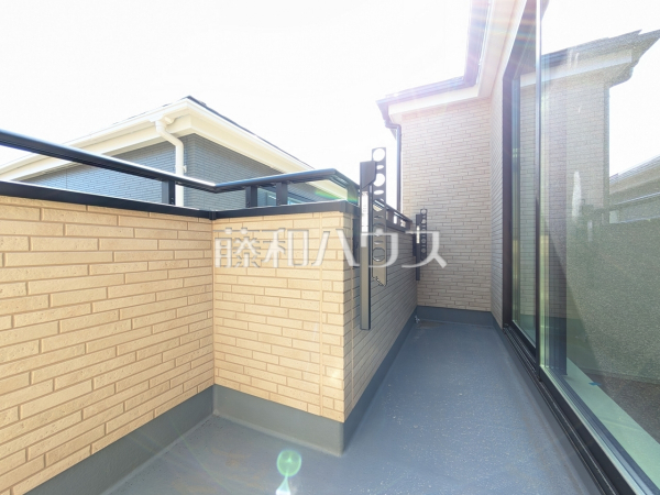 A号棟　6.9畳洋室側バルコニー　【和光市白子３丁目】