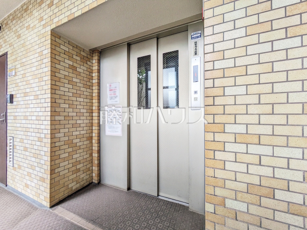 エントランス　【ライオンズマンション拝島】