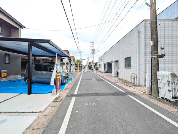 接道状況および現場風景　【春日井市篠木町２丁目】