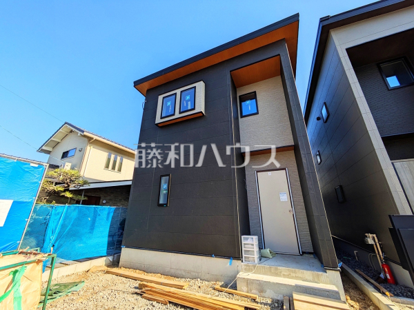 B号棟　外観　【春日井市篠木町２丁目】