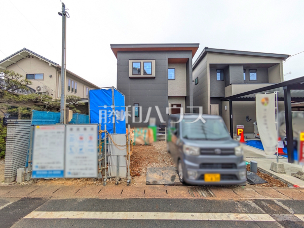 B号棟　外観　【春日井市篠木町２丁目】