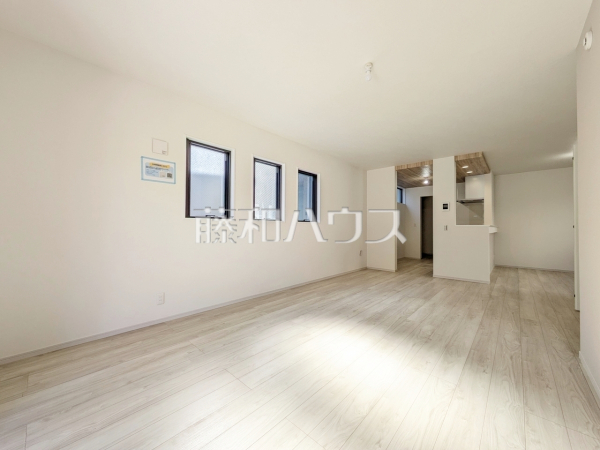 1号棟　リビング　【練馬区富士見台３丁目】