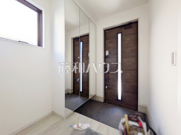 1号棟　玄関ホール　【練馬区富士見台３丁目】
