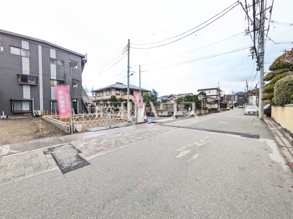 接道状況および現場風景　【八王子市東浅川町】