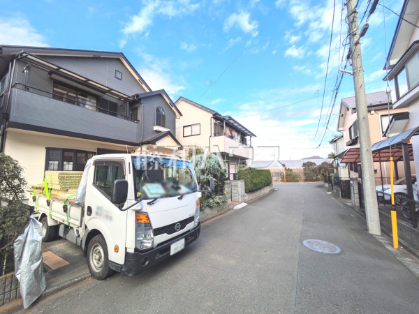 接道状況および現場風景　【東村山市恩多町１丁目】