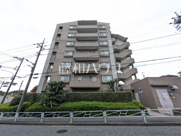 外観　【エフヴェール・ヒルズ　ソルコート】