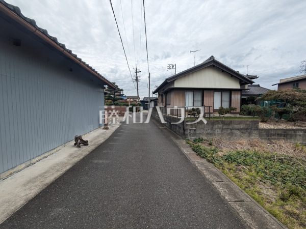 接道状況および現場風景　【小牧市大字久保一色】